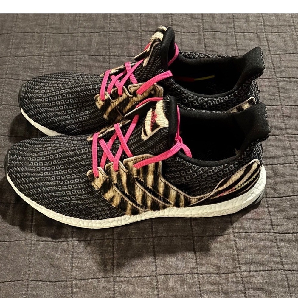 Adidas UltraBoost Animal Print Running Shoes Pink Accents Knit Athletic Sneakers
